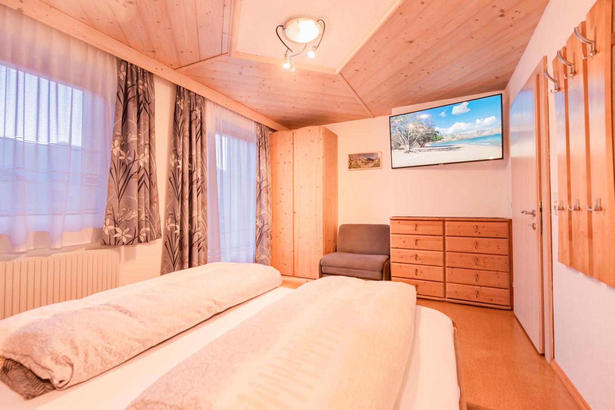 Ferienwohnung Ausblick Zillertal Hainzenberg Exteriér fotografie
