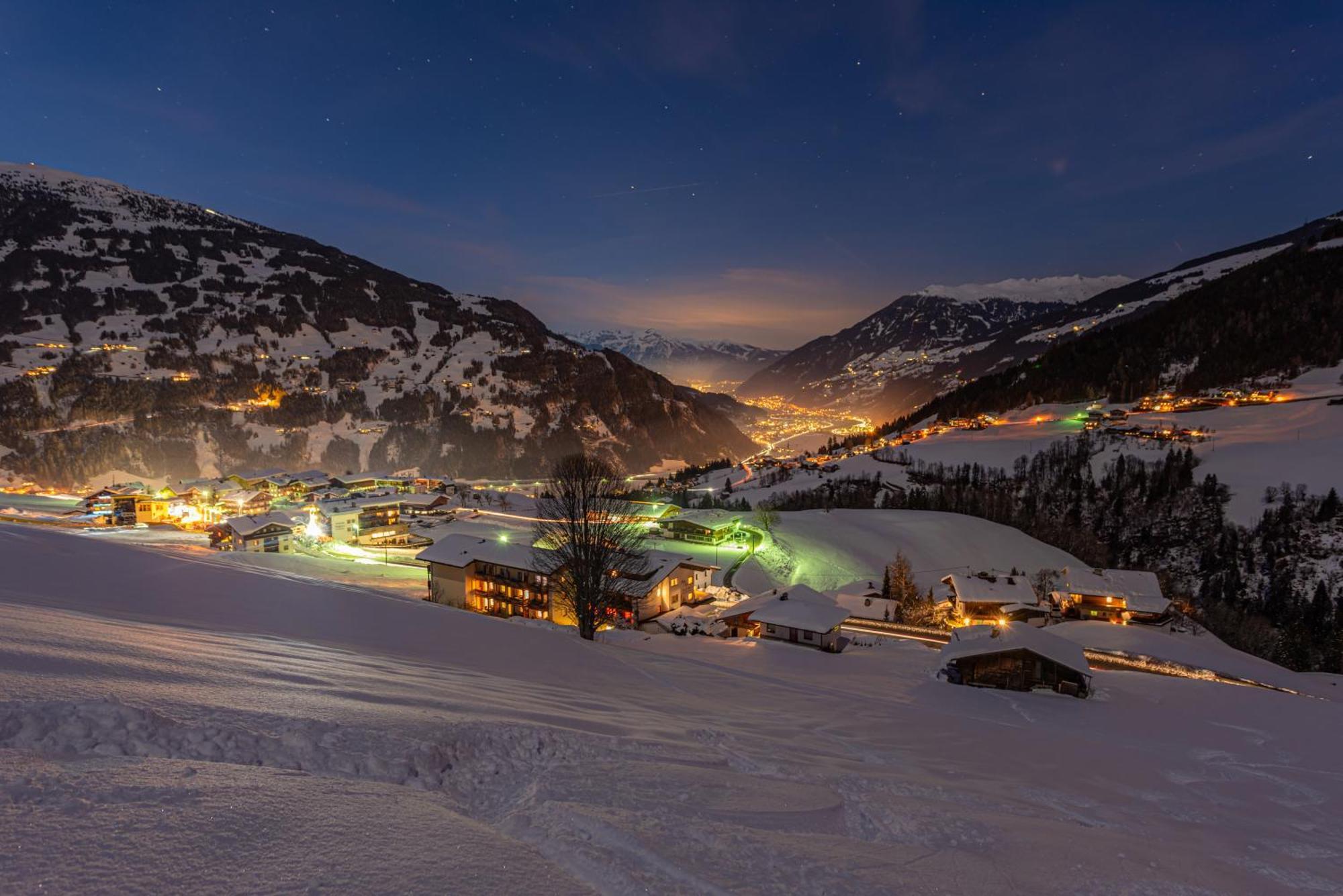 Ferienwohnung Ausblick Zillertal Hainzenberg Exteriér fotografie