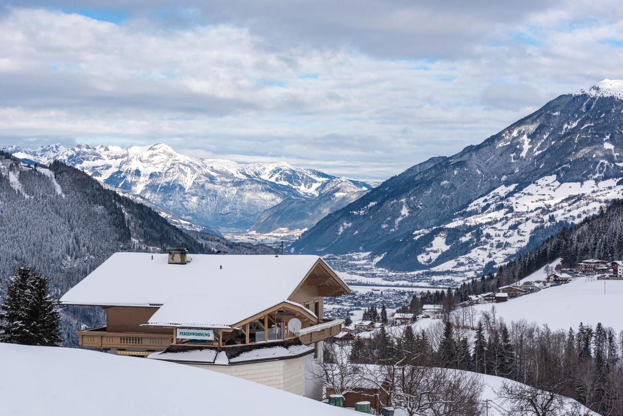 Ferienwohnung Ausblick Zillertal Hainzenberg Exteriér fotografie