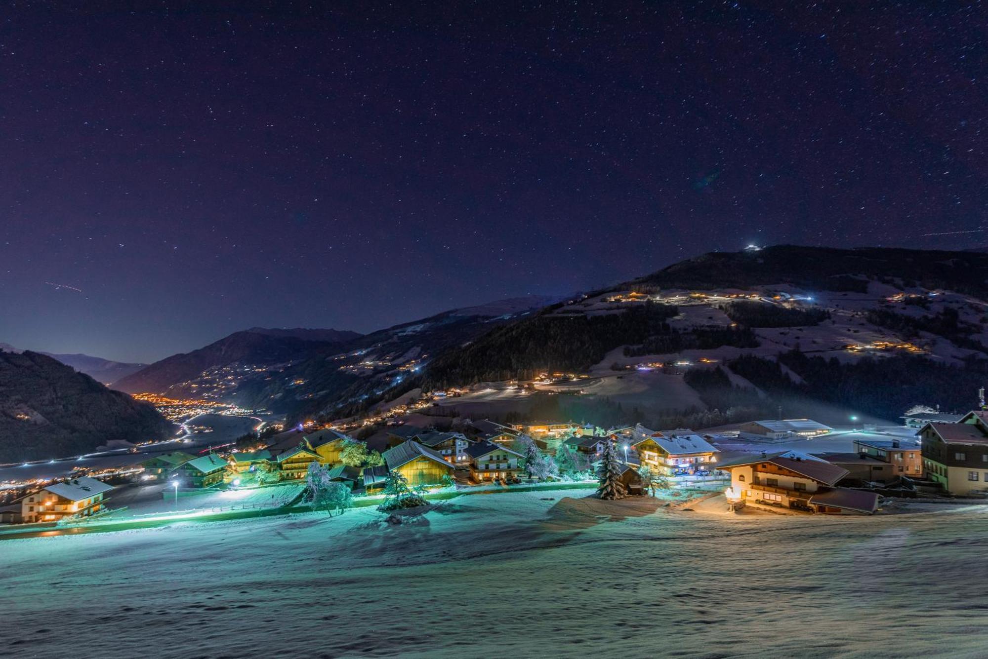 Ferienwohnung Ausblick Zillertal Hainzenberg Exteriér fotografie