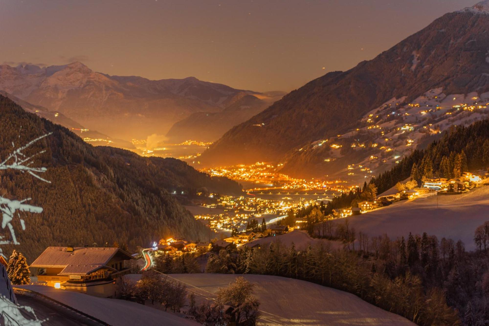 Ferienwohnung Ausblick Zillertal Hainzenberg Exteriér fotografie